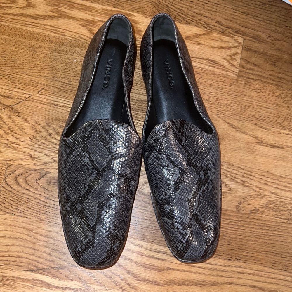 9.5 Vince snake print Loafers. Only worn once inside
